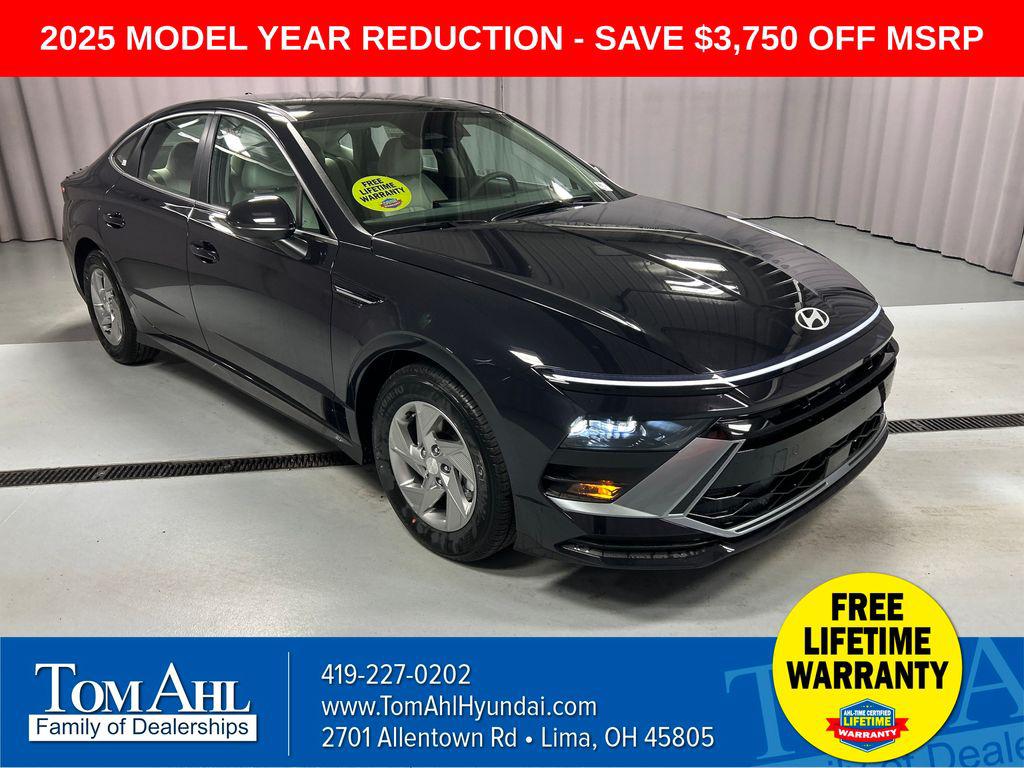 2025 Hyundai Sonata SE's photo