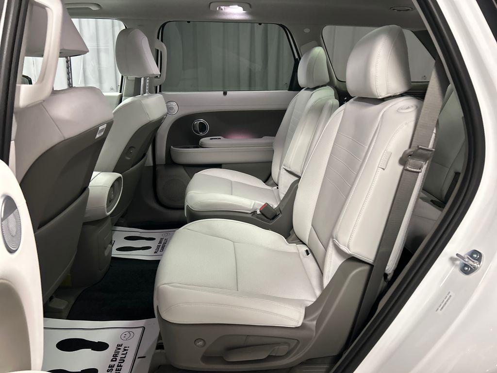2026 Hyundai Palisade Limited - Photo 22