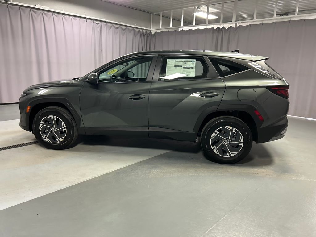 New 2026 Hyundai Tucson Hybrid Blue SUV