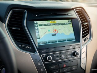 2017 Hyundai Santa Fe Sport navigation