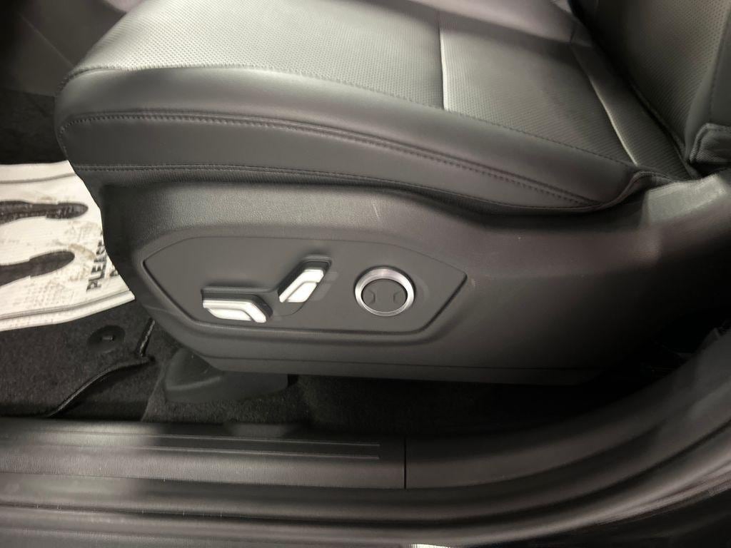 2026 Hyundai Santa Fe XRT - Photo 11