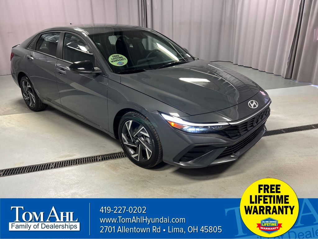 2025 Hyundai Elantra Sedan 