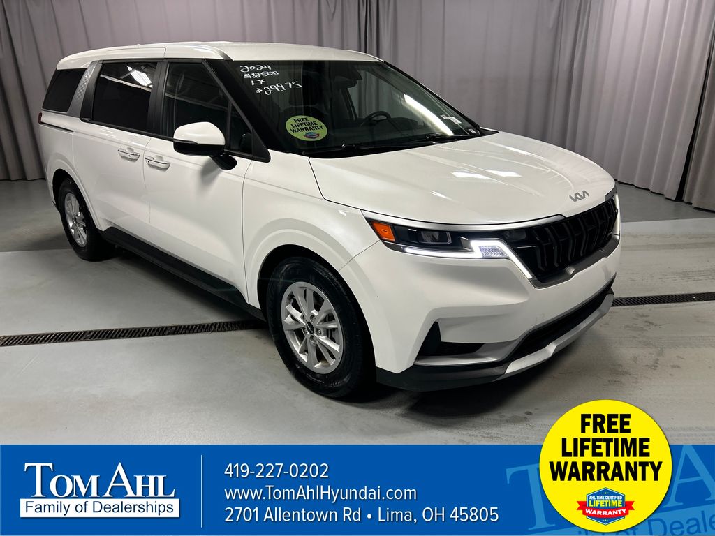 2024 Kia Sedona LX Seat Pkg's photo