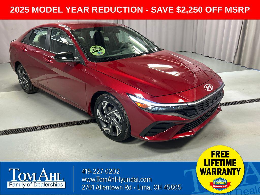2025 Hyundai Elantra SEL's photo