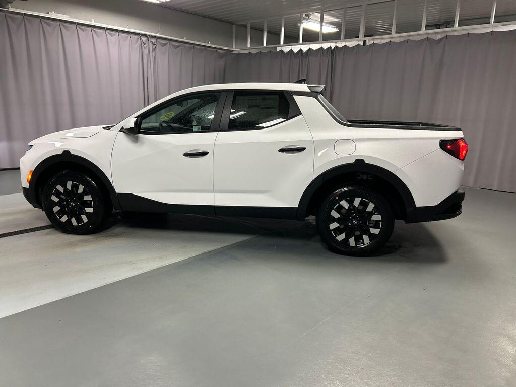 New 2025 Hyundai Santa Cruz SE AWD Truck Crew Cab