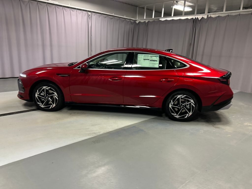 New 2026 Hyundai Sonata SEL Sport Sedan