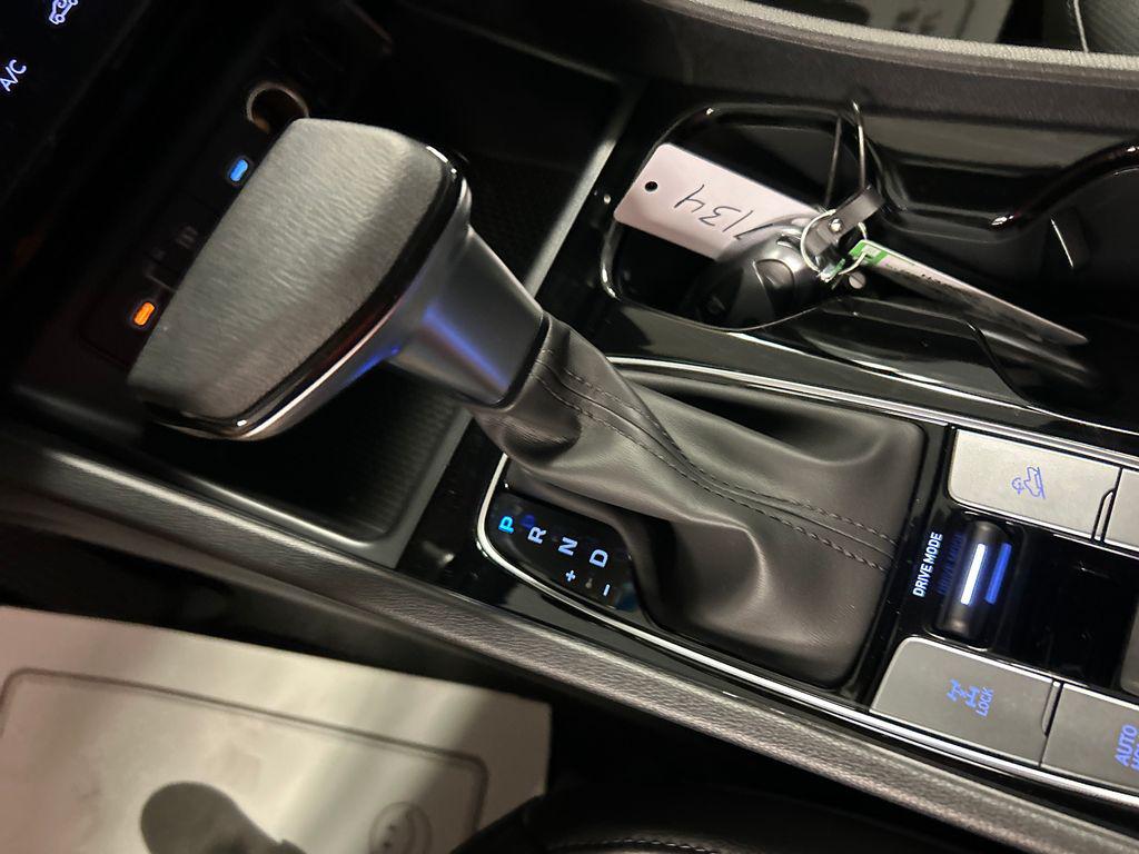 2026 Hyundai Santa Cruz SEL - Photo 18