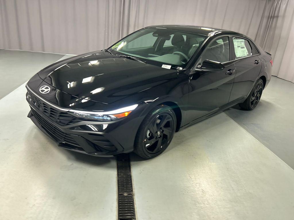 New 2026 Hyundai Elantra Hybrid SEL Sport Sedan