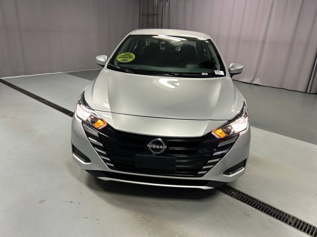 Used 2024 Nissan Versa 1.6 SV Sedan