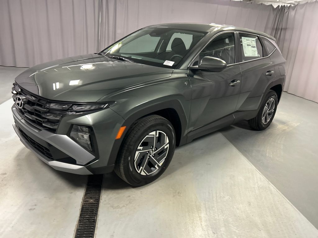 New 2026 Hyundai Tucson Hybrid Blue SUV