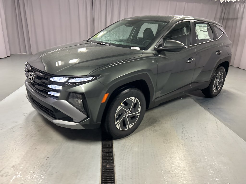 New 2026 Hyundai Tucson Hybrid Blue SUV