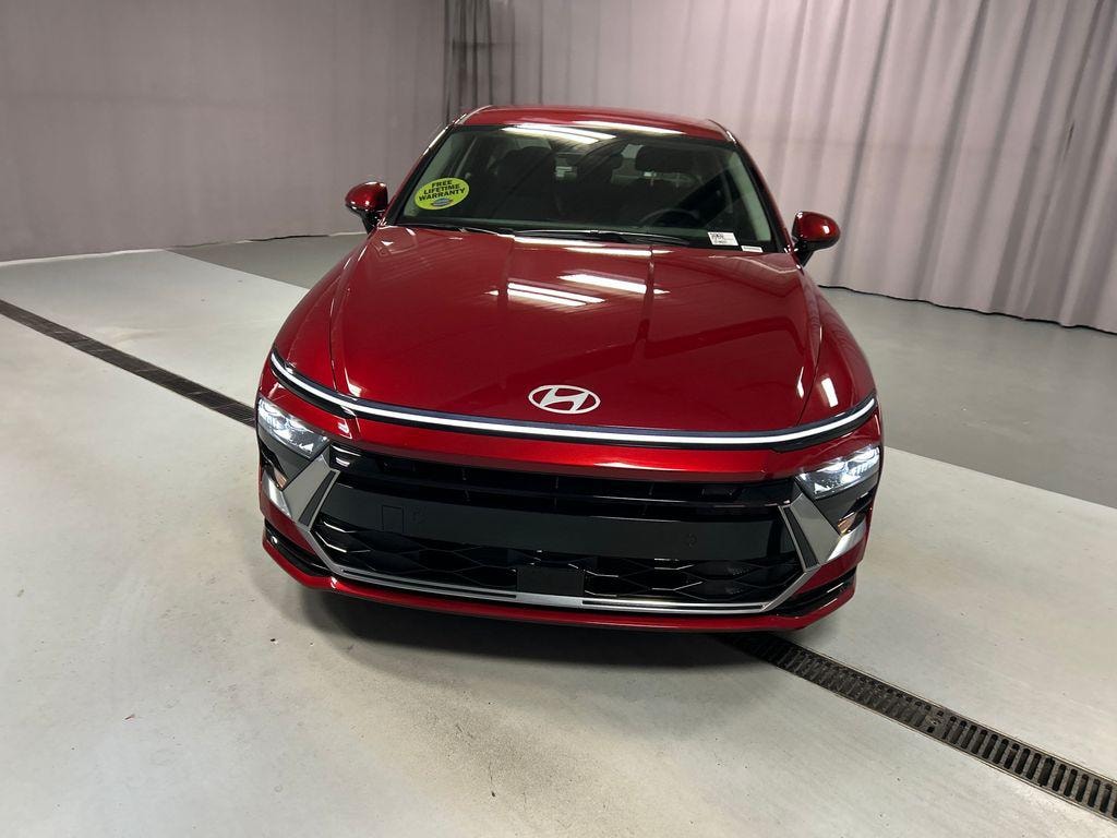 New 2025 Hyundai Sonata Hybrid SEL Sedan