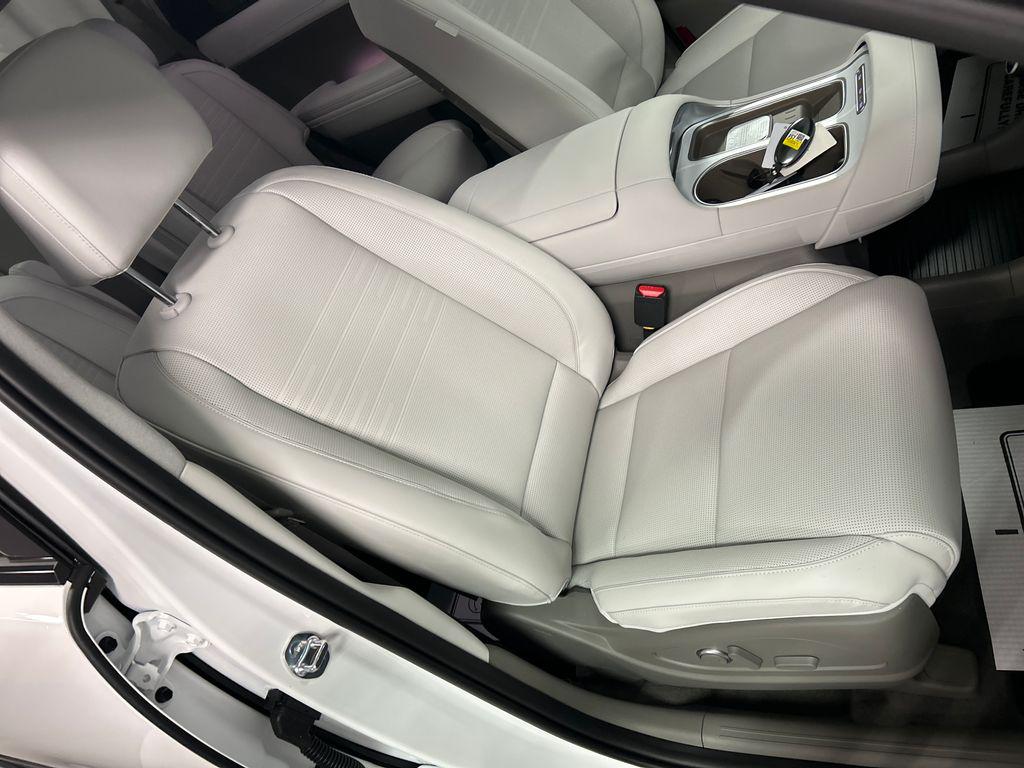 2026 Hyundai Palisade Limited - Photo 25