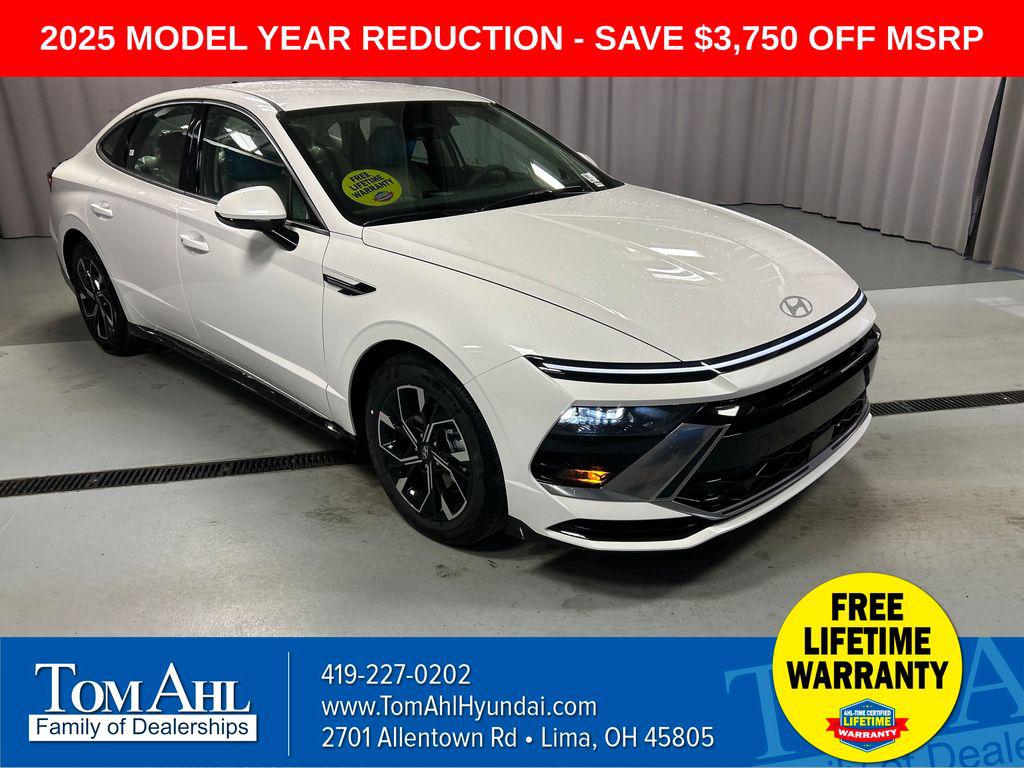 2025 Hyundai Sonata SEL's photo