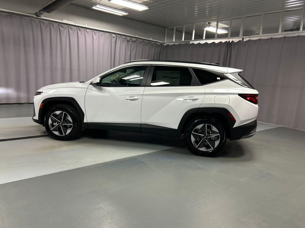 New 2026 Hyundai Tucson Hybrid SEL SUV