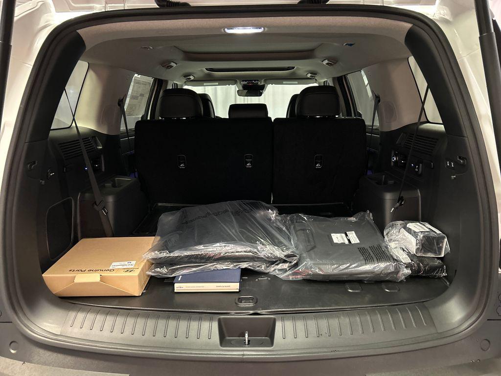 2026 Hyundai Santa Fe Limited - Photo 24