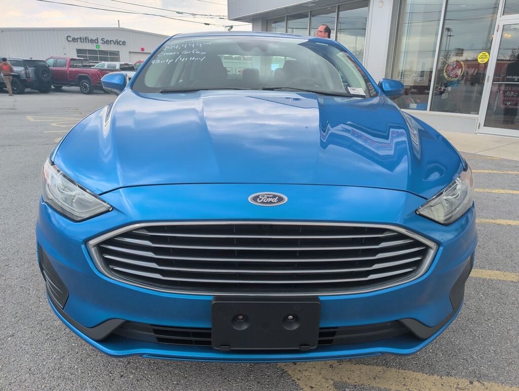 Used 2019 Ford Fusion Hybrid SE Sedan