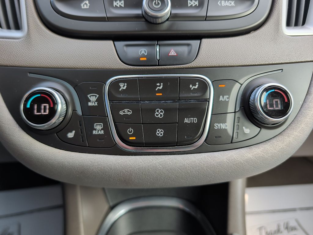 2022 Chevrolet Malibu 1LT - Photo 15