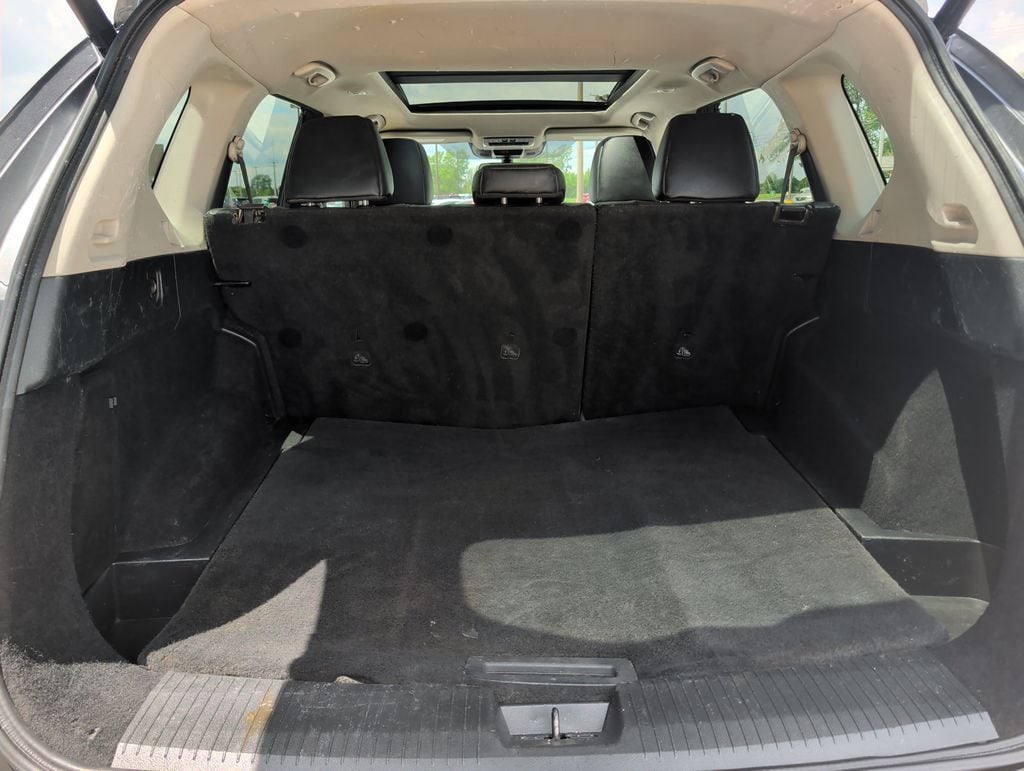 2021 Nissan Rogue SV - Photo 20
