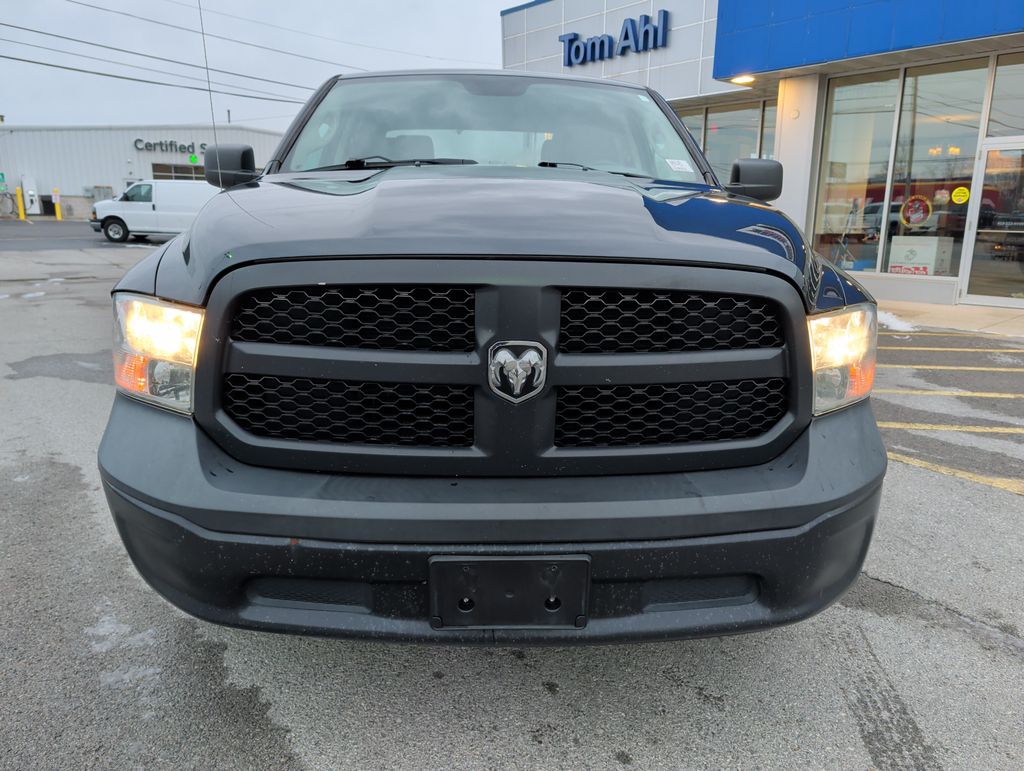 2018 Ram 1500 Tradesman photo 2