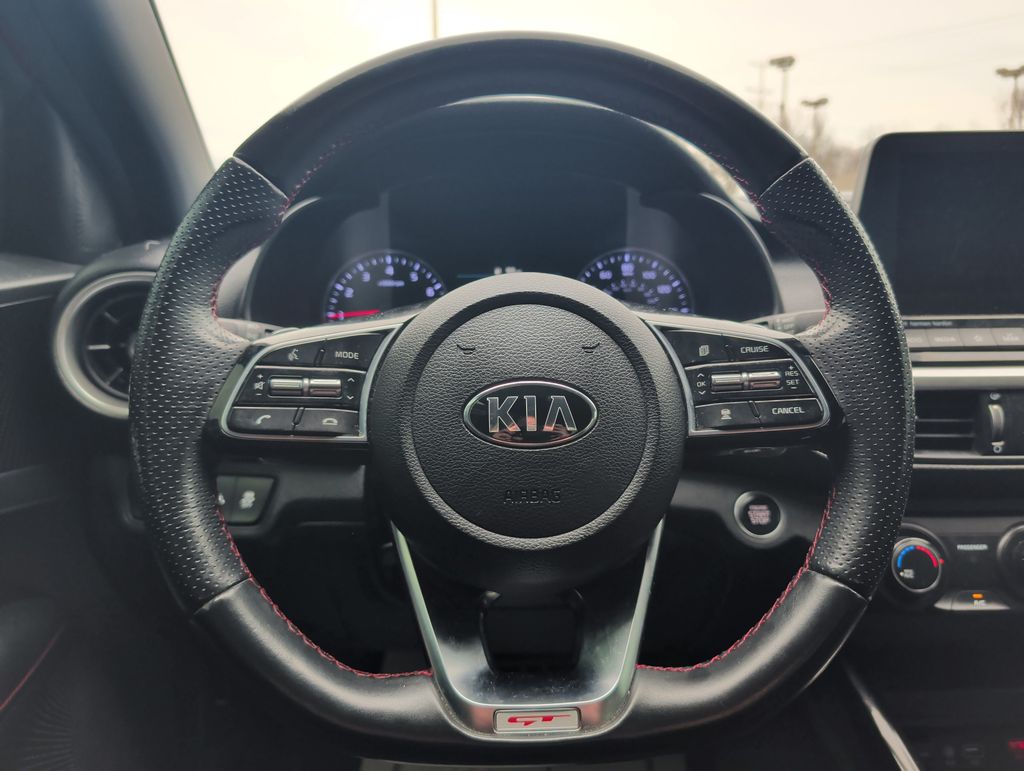 2021 Kia Forte GT - Photo 11