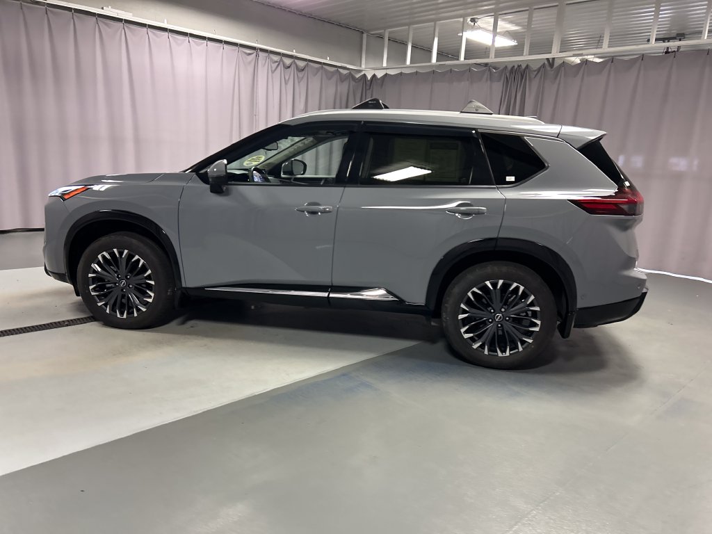 Used 2024 Nissan Rogue SUV