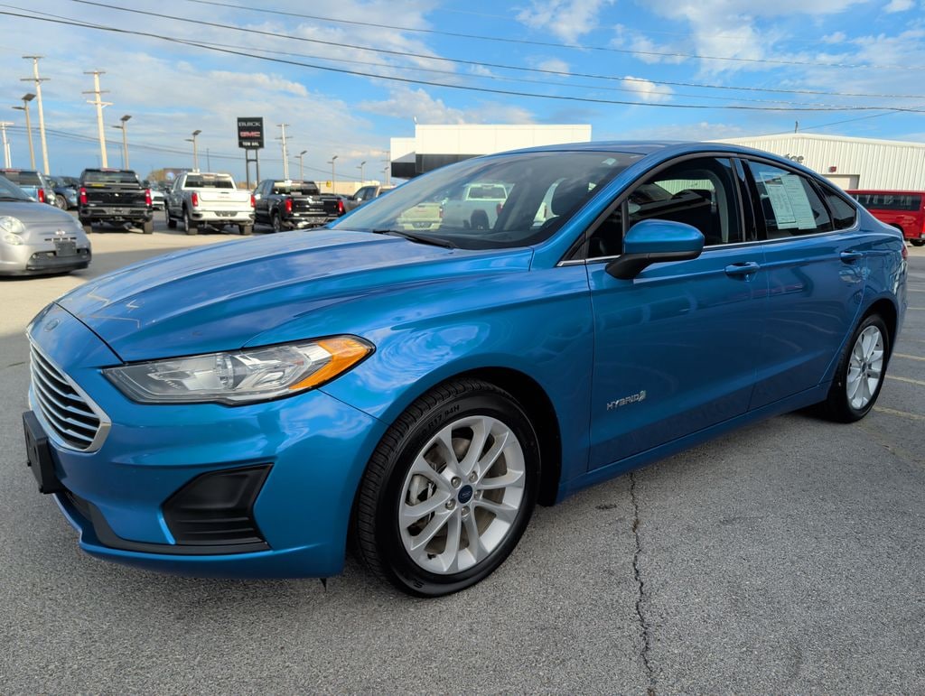 Used 2019 Ford Fusion Hybrid SE Sedan
