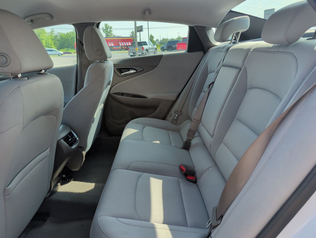 2022 Chevrolet Malibu 1LT - Photo 18