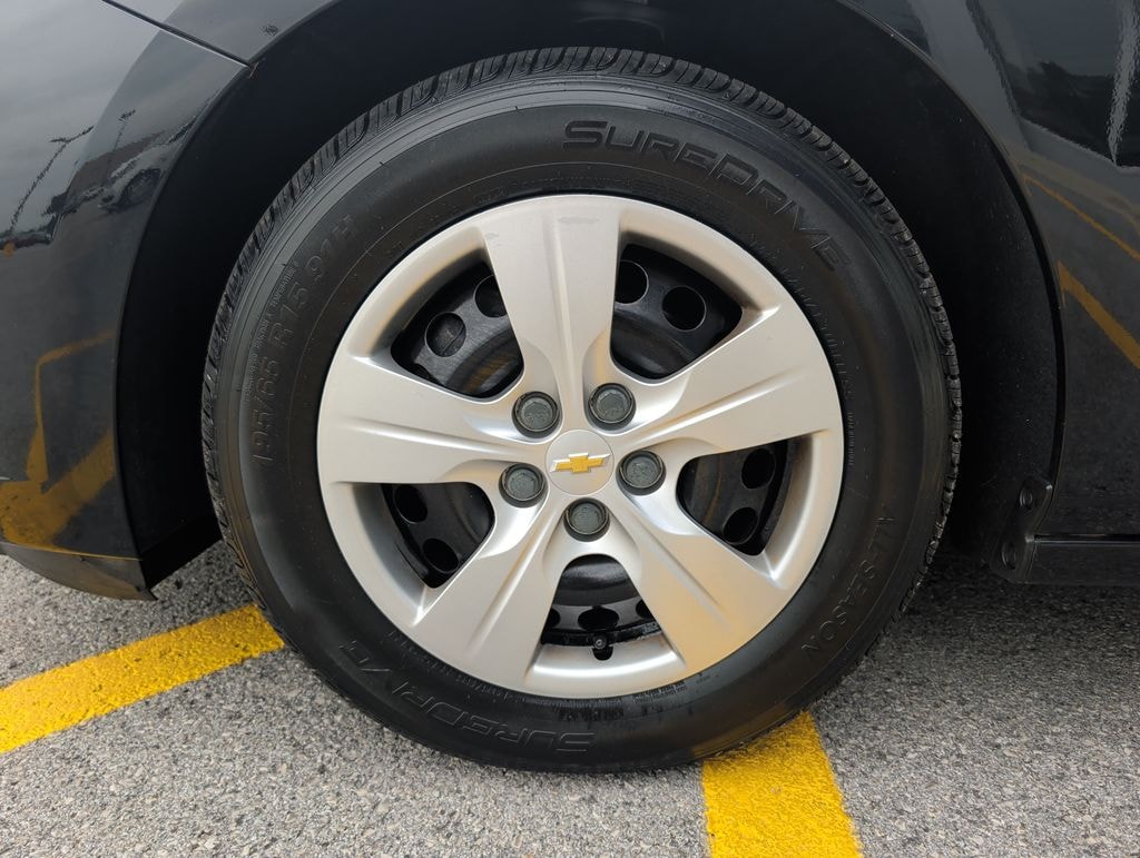 Used 2017 Chevrolet Cruze Sedan