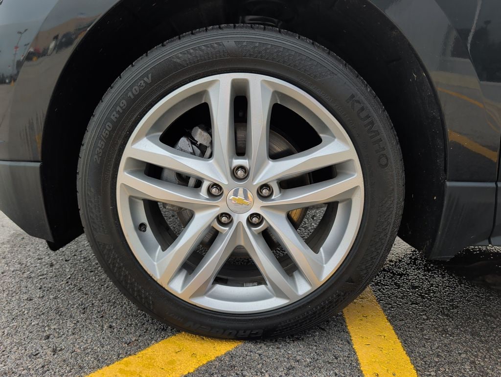 Used 2020 Chevrolet Equinox SUV