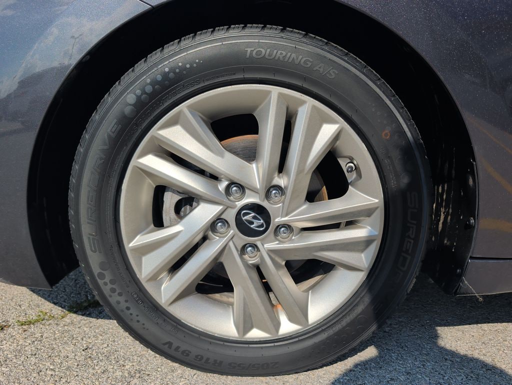 Used 2020 Hyundai Elantra Sedan