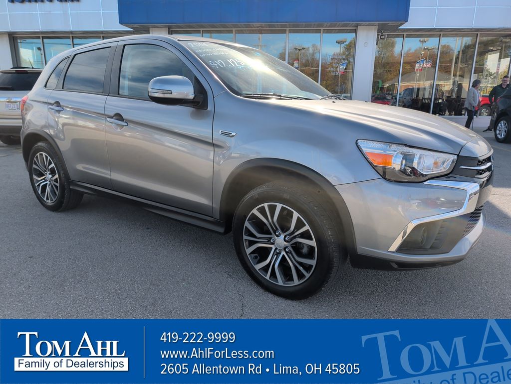 2019 Mitsubishi Outlander Sport ES's photo