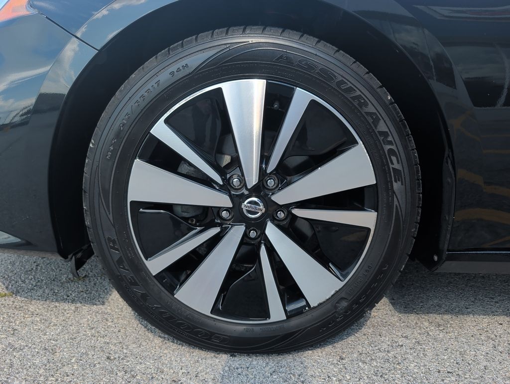 Used 2021 Nissan Altima Sedan