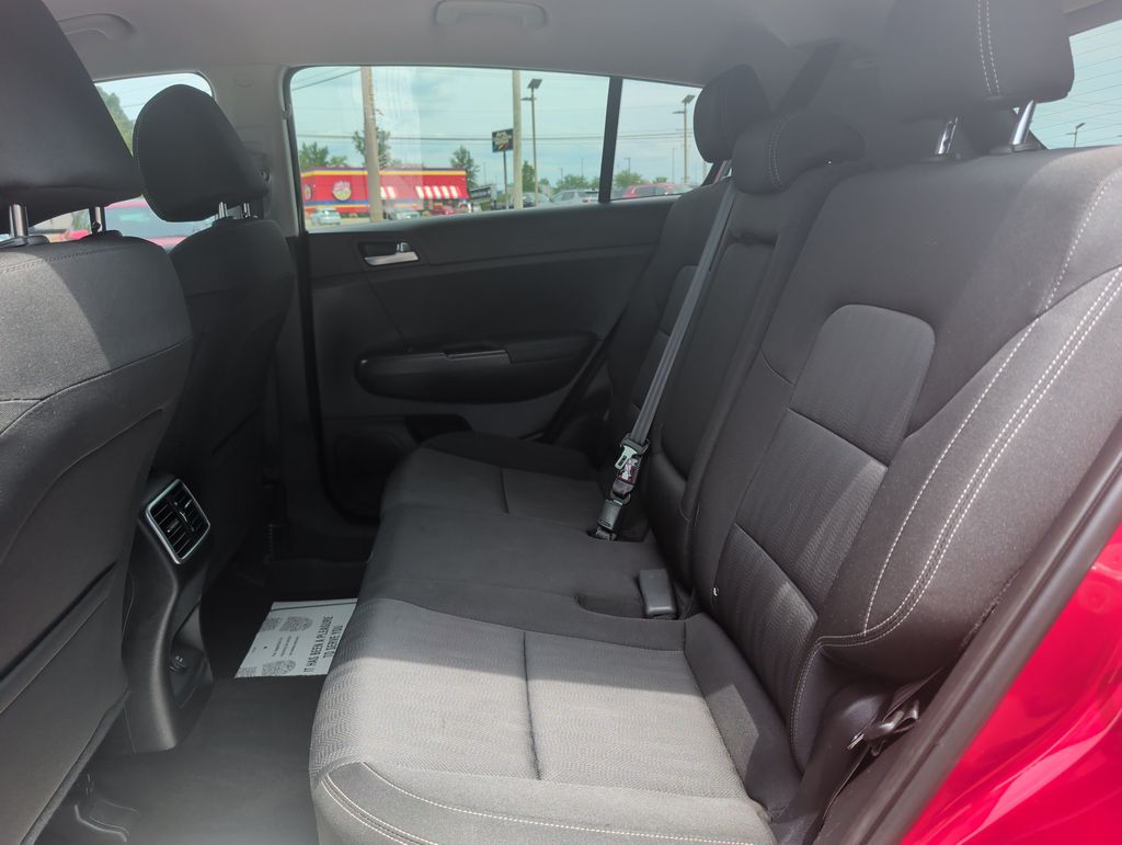 2020 Kia Sportage LX - Photo 19