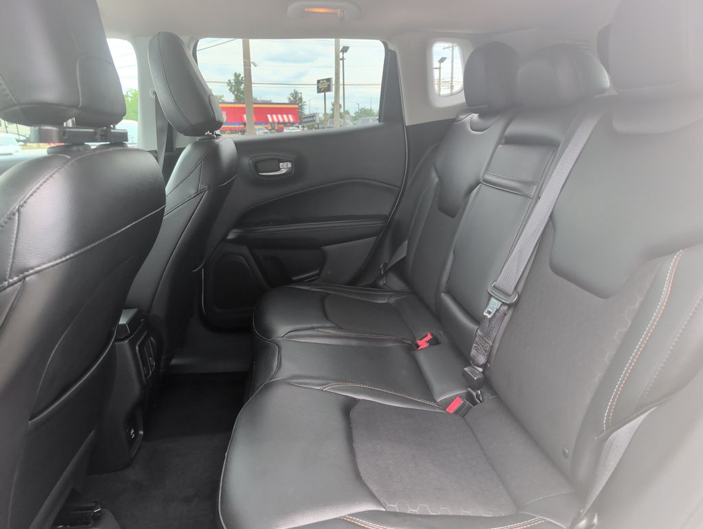 2018 Jeep Compass Latitude - Photo 19