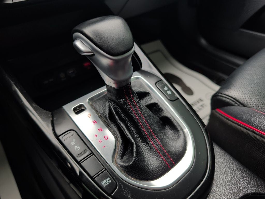 2021 Kia Forte GT - Photo 15