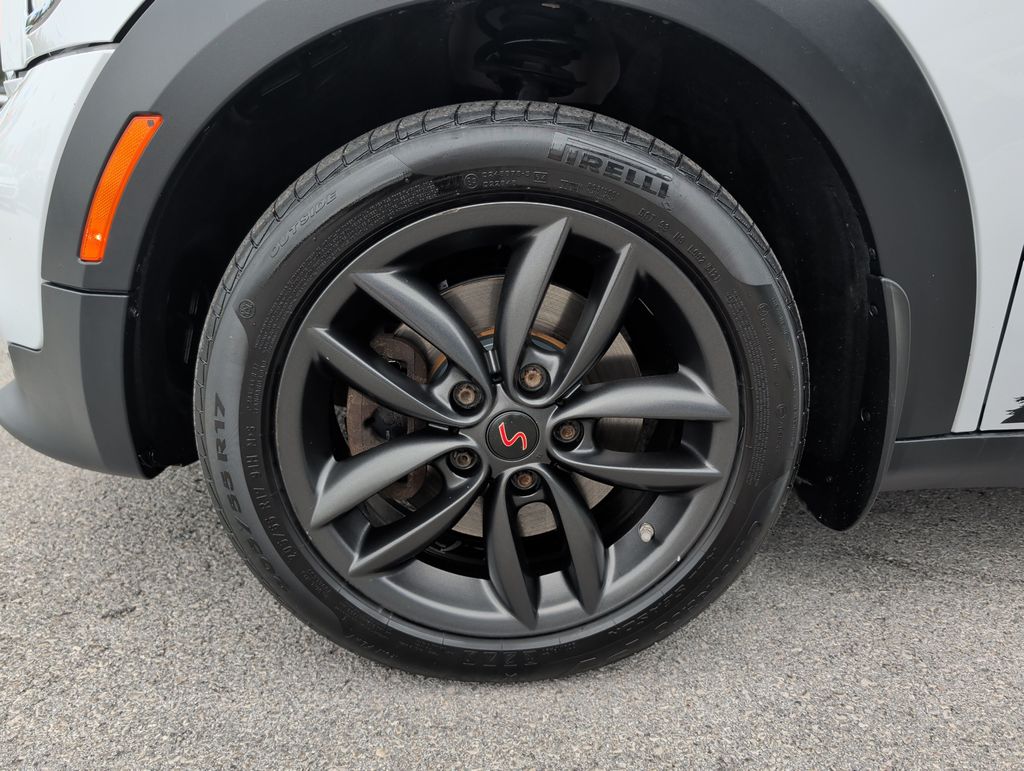 2015 Mini Cooper John Cooper Works S ALL4 photo 3