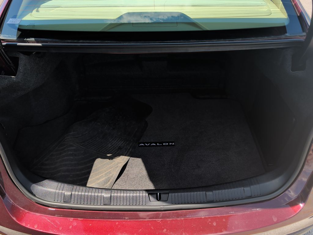 2015 Toyota Avalon Limited Hybrid - Photo 22