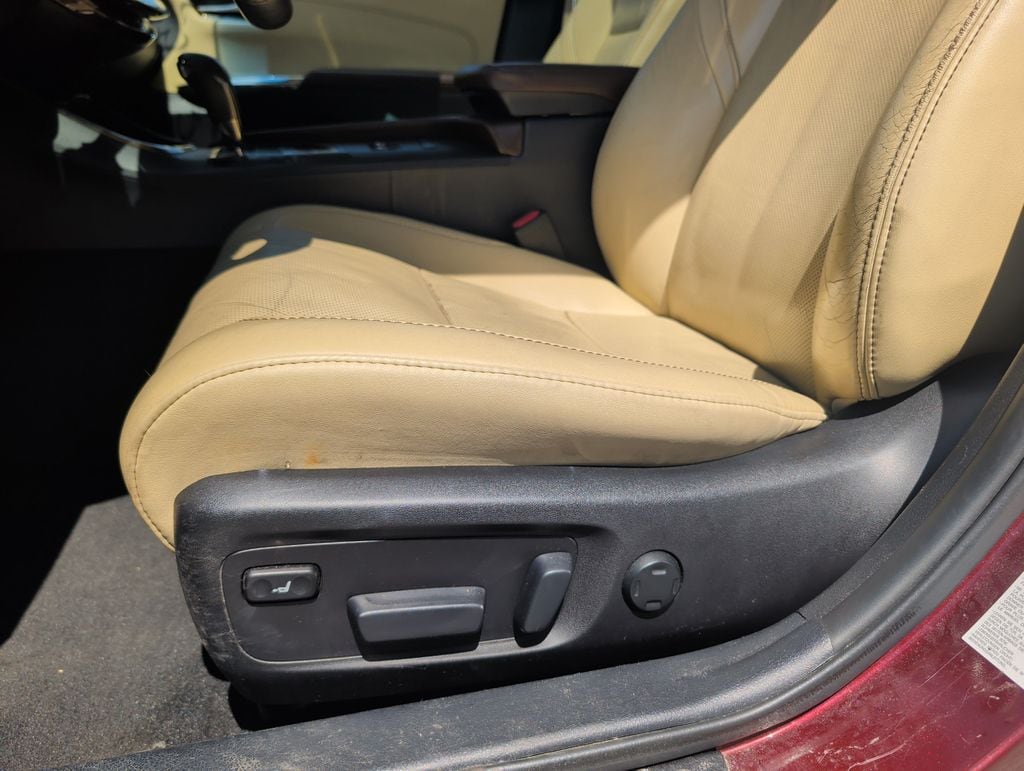 2015 Toyota Avalon Limited Hybrid - Photo 9