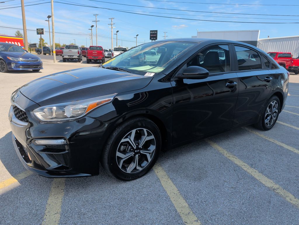2020 Kia Forte LXS photo 3