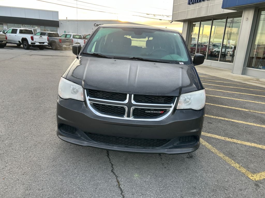 2019 Dodge Grand Caravan SE photo 2