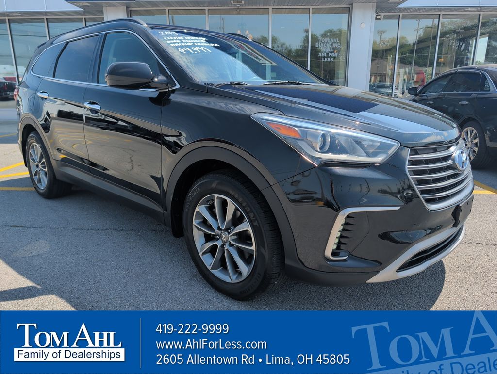 2019 Hyundai Santa Fe SE XL AWD's photo