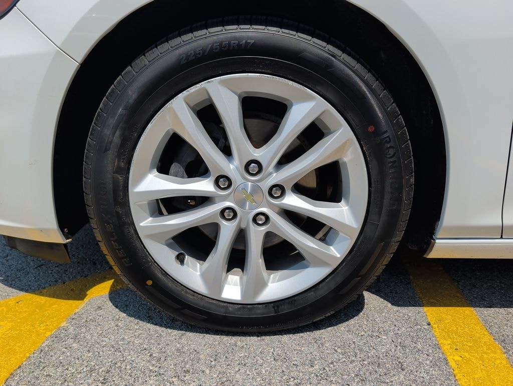 Used 2018 Chevrolet Malibu Sedan