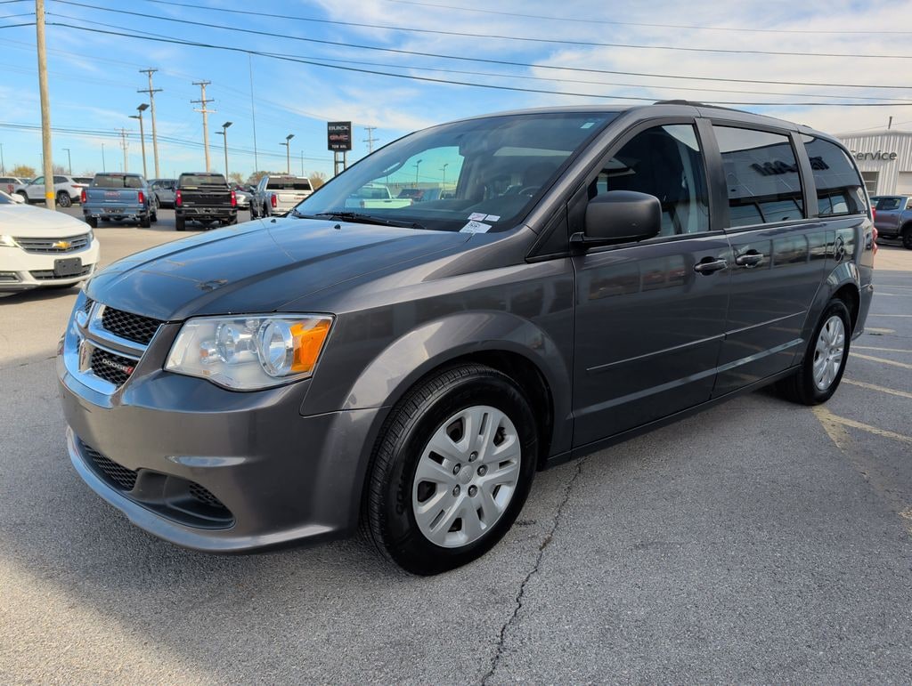 Used 2016 Dodge Grand Caravan SE Minivan/Van