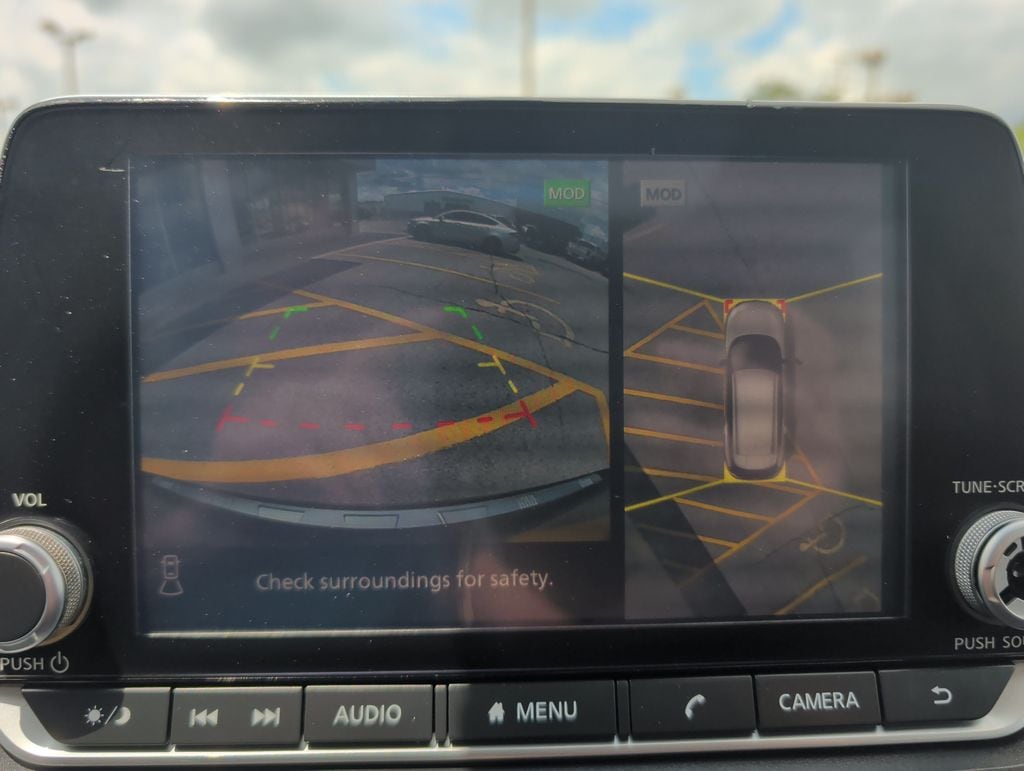 2021 Nissan Rogue SV - Photo 14