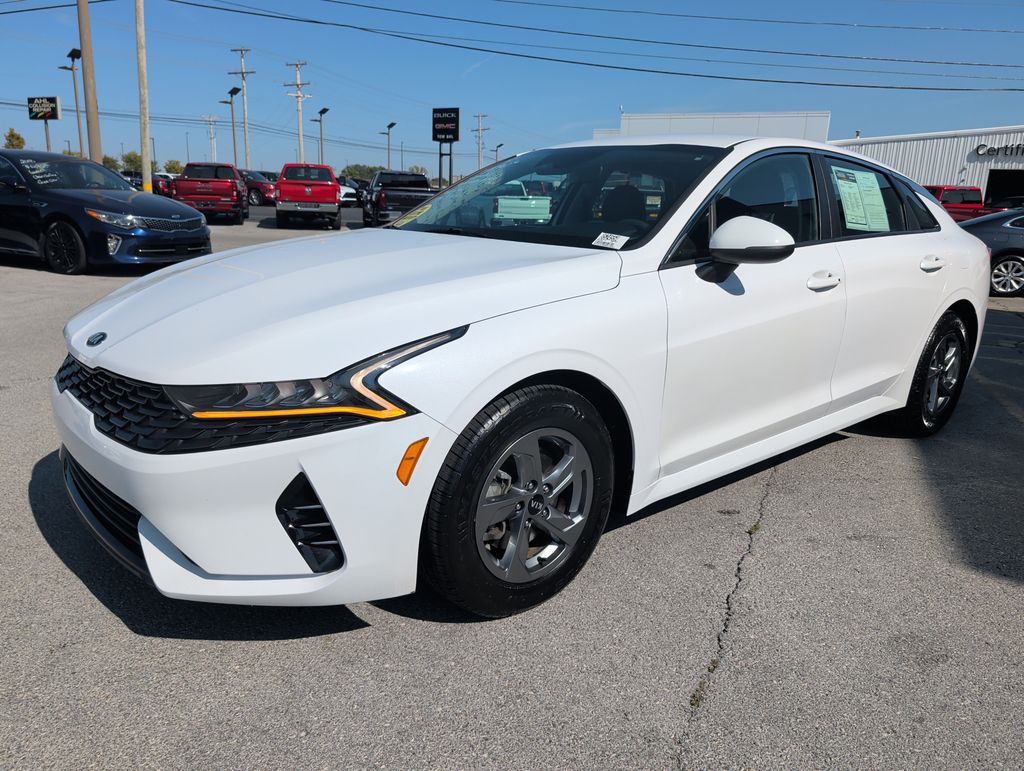 2021 Kia K5 LXS photo 2