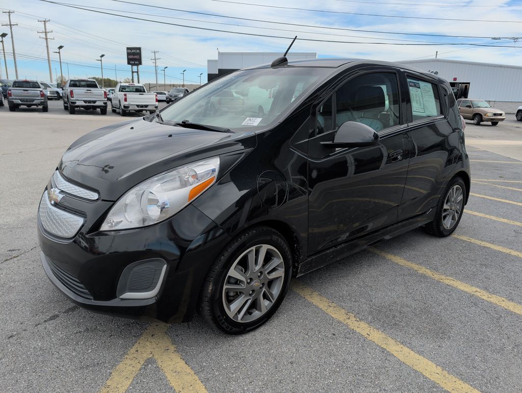 2015 Chevrolet Spark EV 1LT photo 3