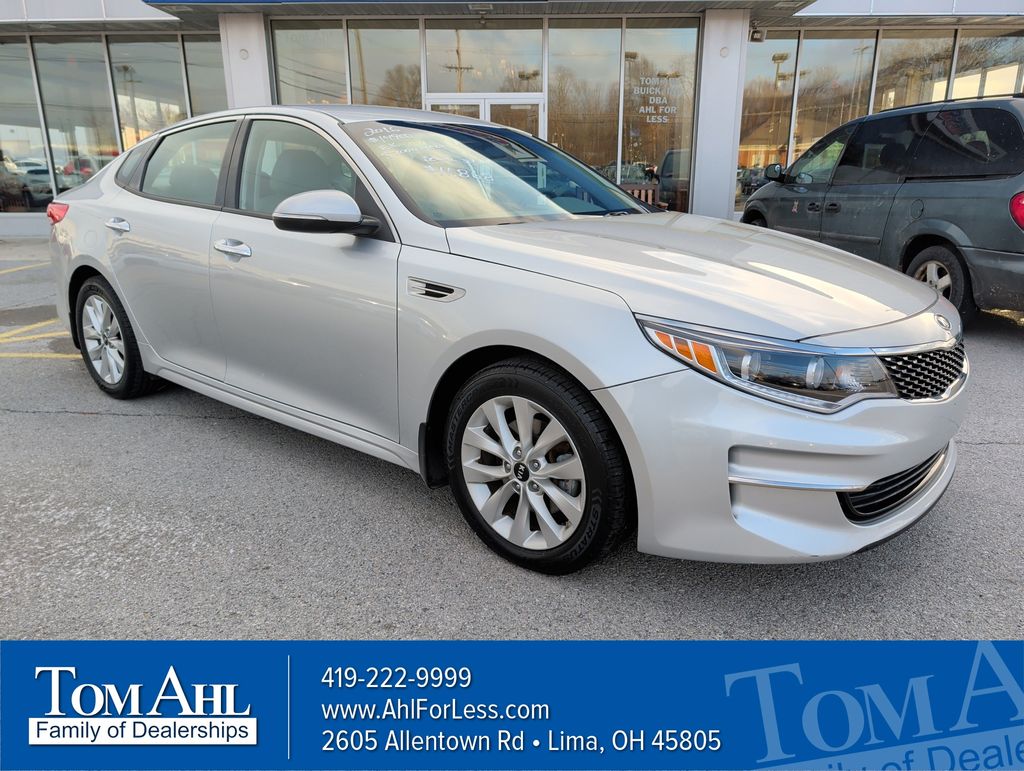2016 Kia Optima EX's photo