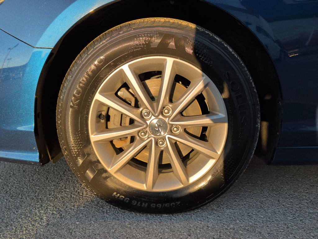 2018 Hyundai Sonata Eco photo 4