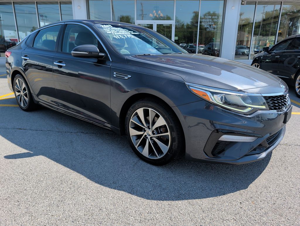 2019 Kia Optima S AT's photo